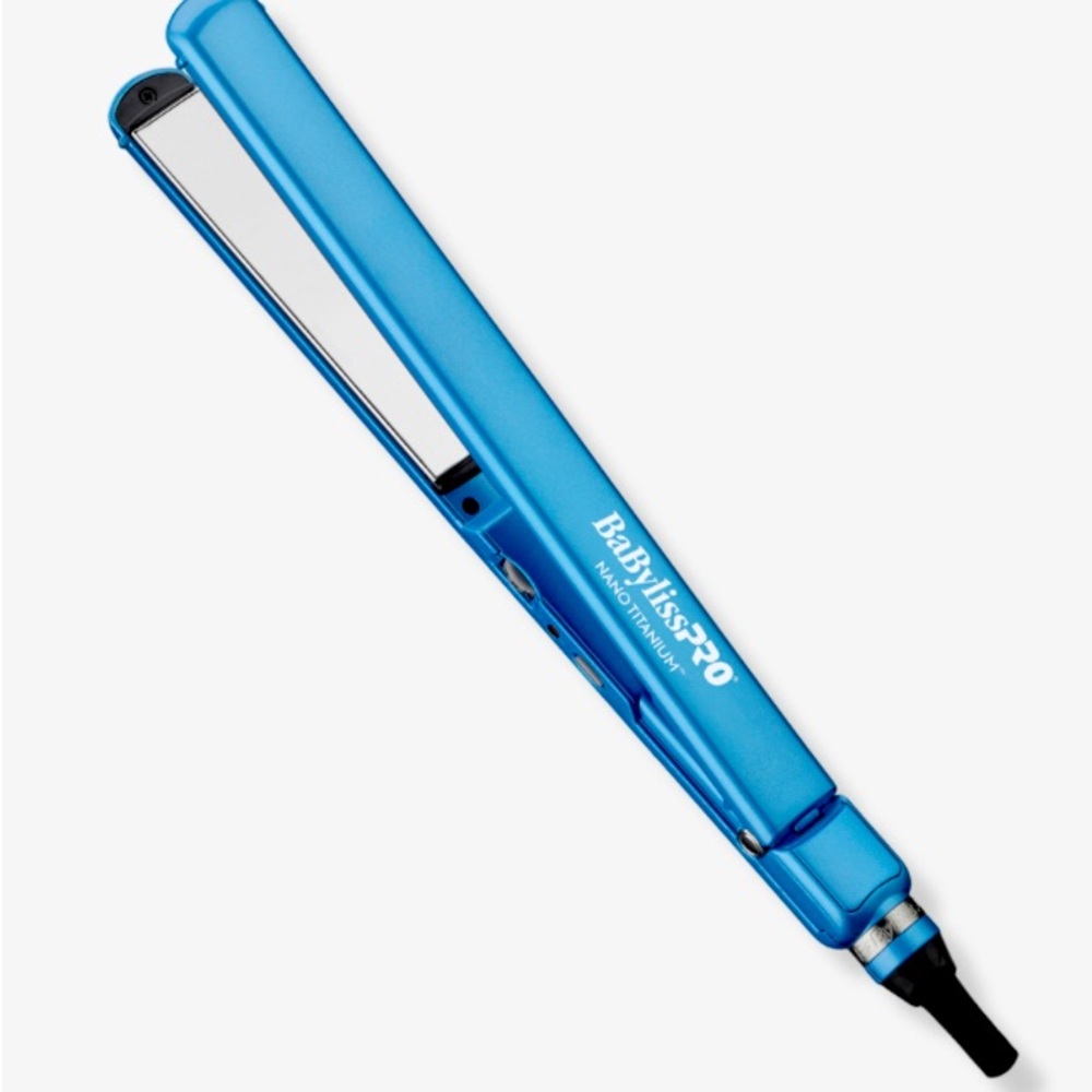Babybliss Pro Nano Titanium Ultra Thin Straightening Iron